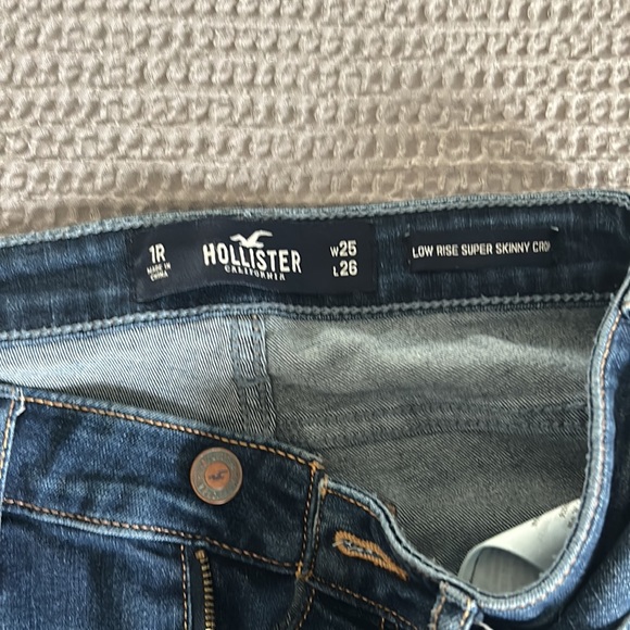 Hollister soft blue Jeans - Picture 2 of 3